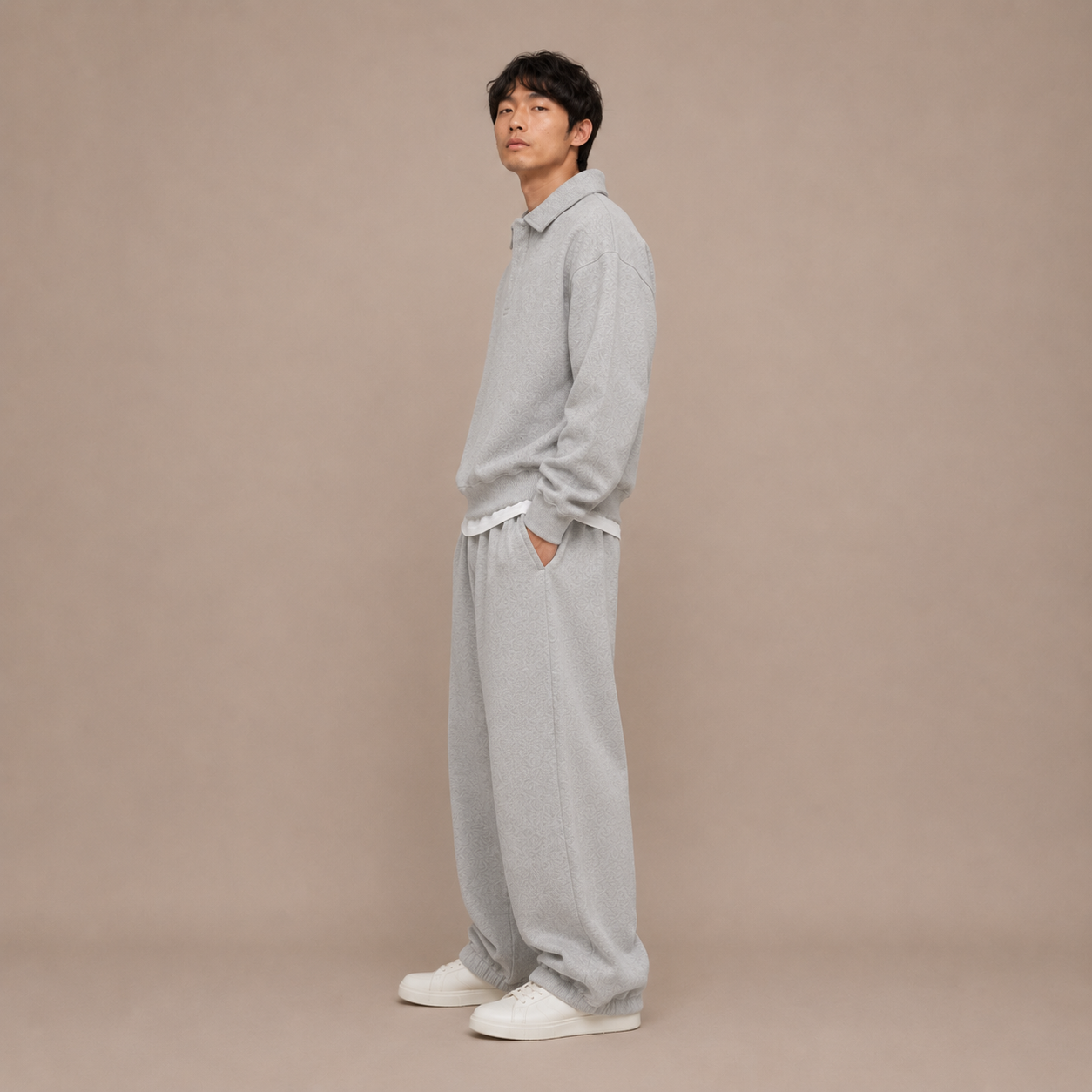 color:Gray